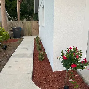 https://lopez-place.hotelstampa.org